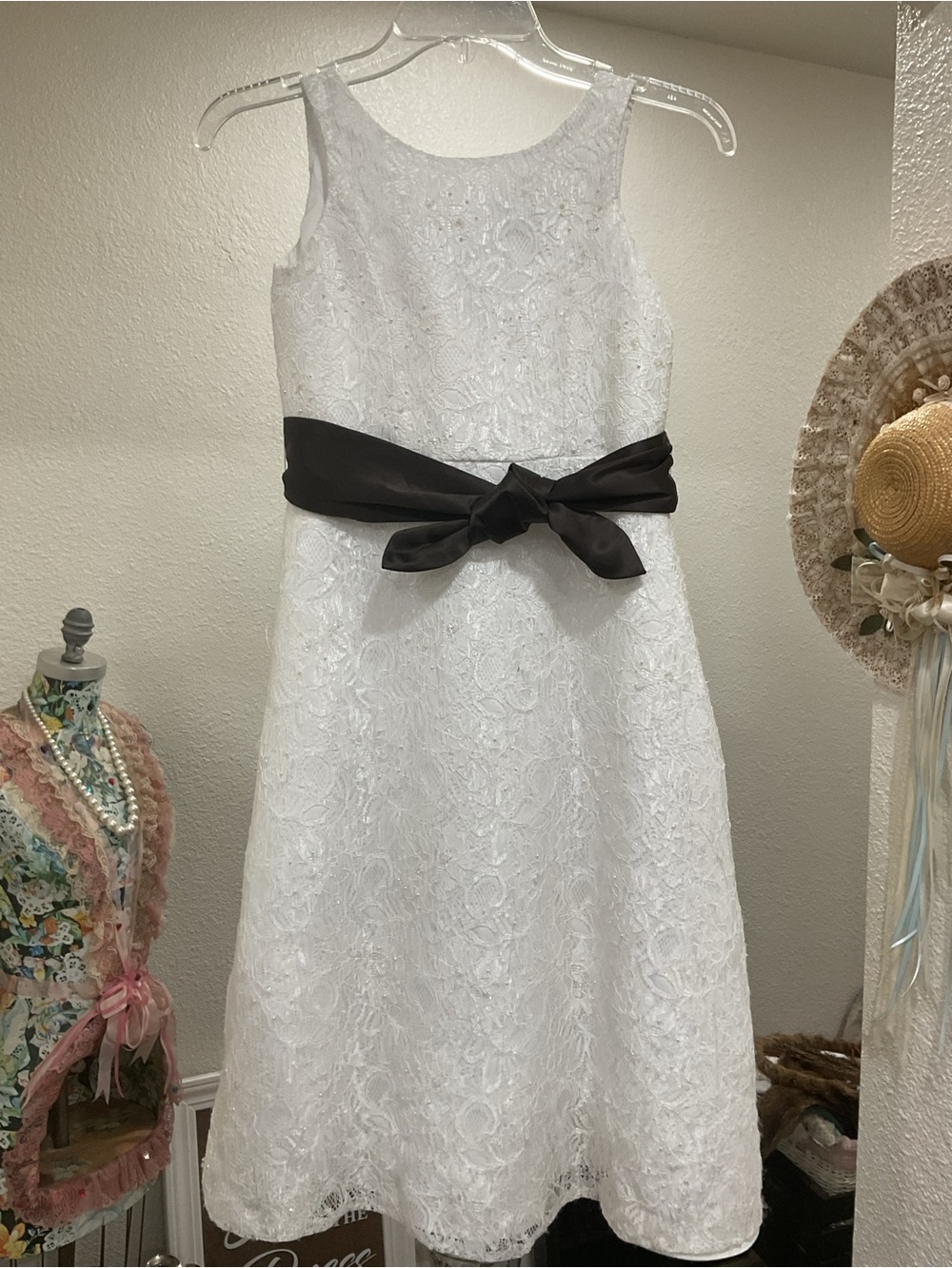 NEW White Lace Girls' Formal Dress with Black Bow Sash Size 8
